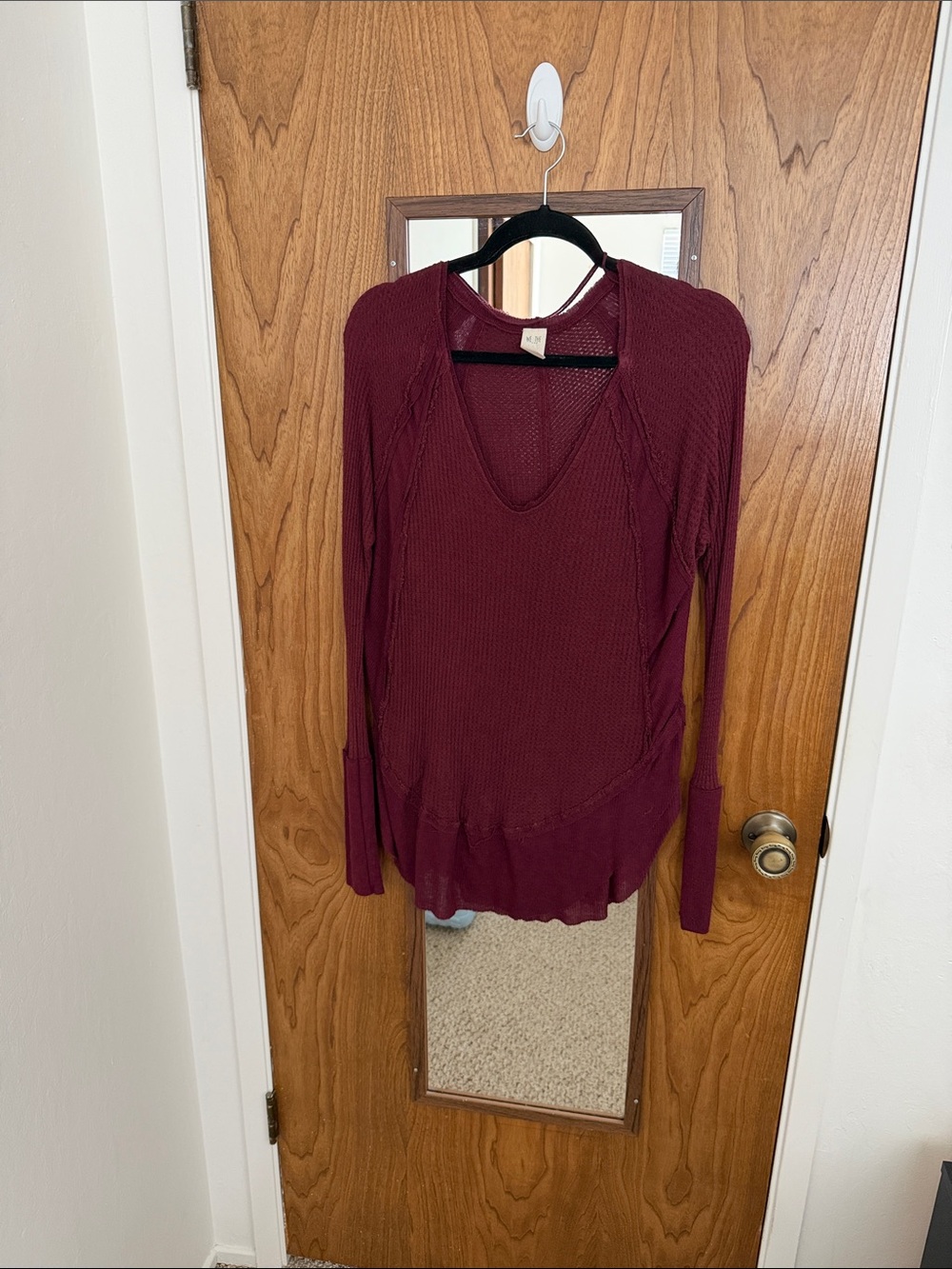 Women's Burgundy V-Neck Long Sleeve Top